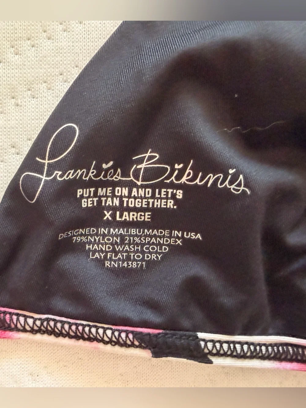 Frankie’s Bikinis Black Loctus Flower Bikini Top XL